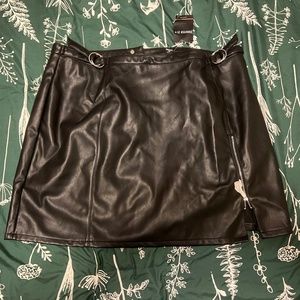 Forever 21 3X Women's Faux Leather Black Mini Skirt